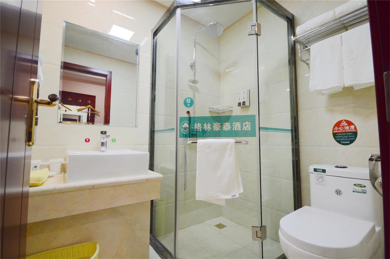 Greentree Inn Guangdong Shantou Gurao Gugui Road Business Hotel Екстериор снимка