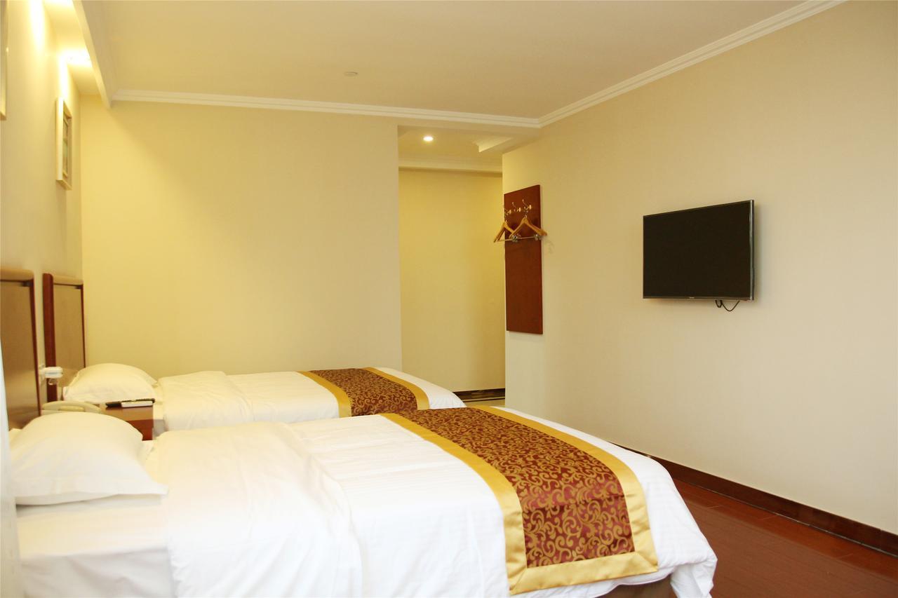 Greentree Inn Guangdong Shantou Gurao Gugui Road Business Hotel Екстериор снимка